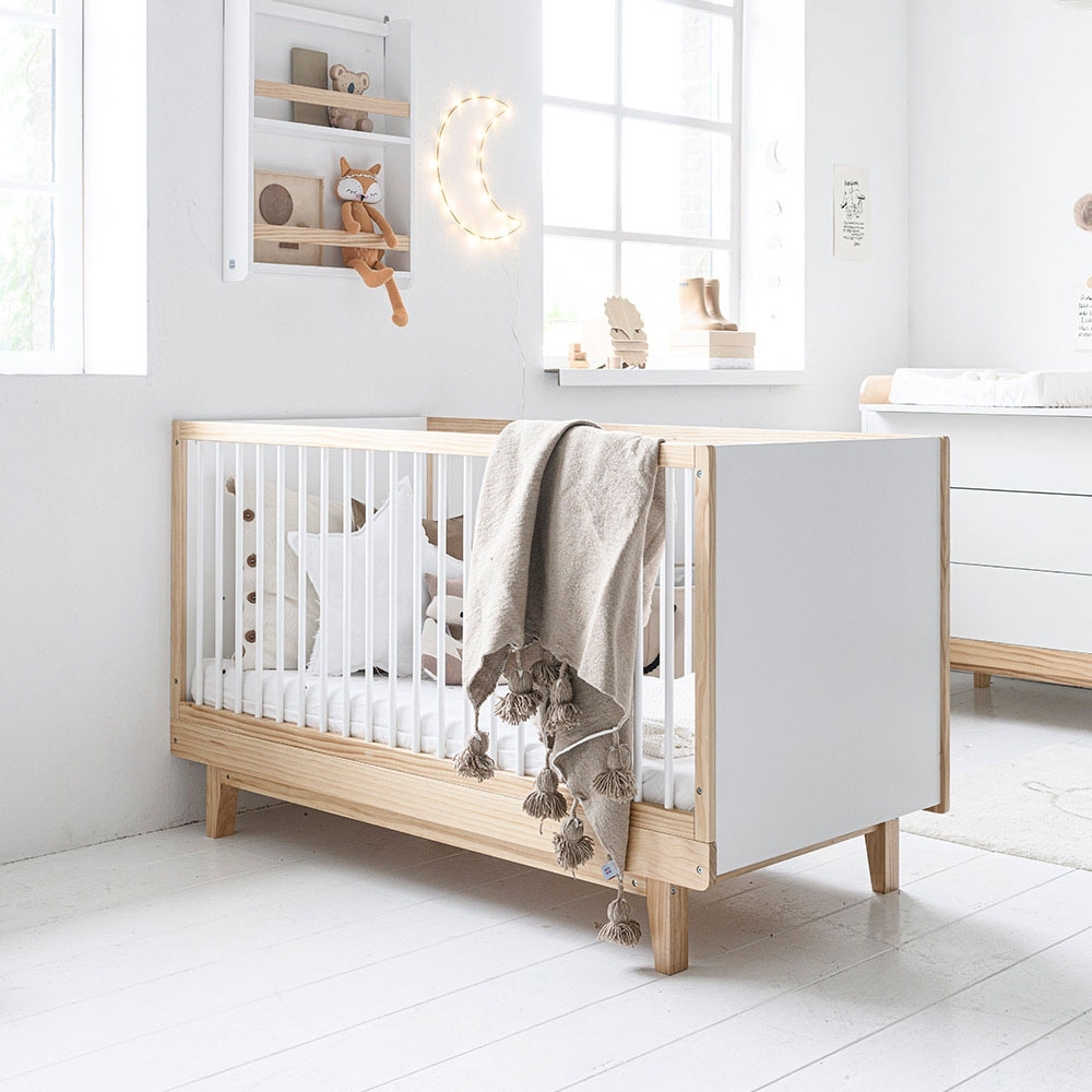 Baby cot bed wood «ROSEAU» in walnut ✔️ Petite Amélie