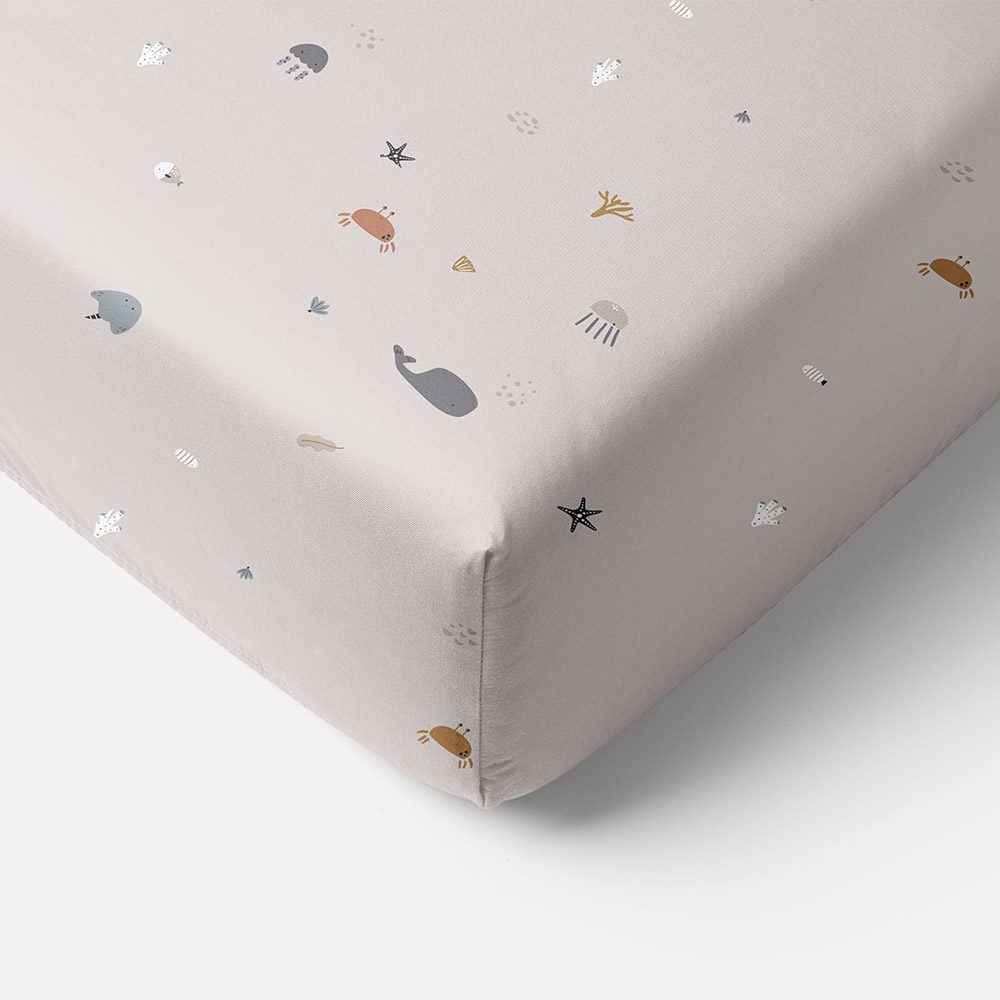 COT FITTED SHEET 60 x 120 CM «SEA LIFE» | BEIGE-SAND