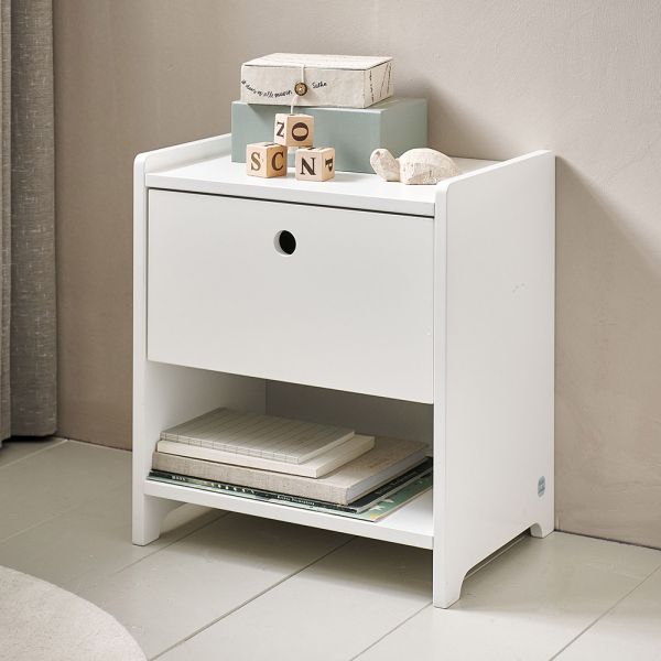 Bedside table made from MDF in white from Petite Amélie