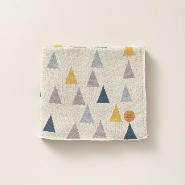 blanket with triangle printed art design for nursery petite amelie