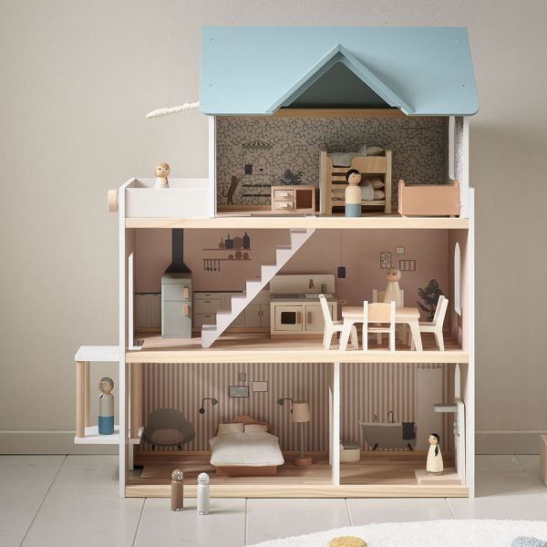 Luxury Kids Wooden Dolls Houses UK