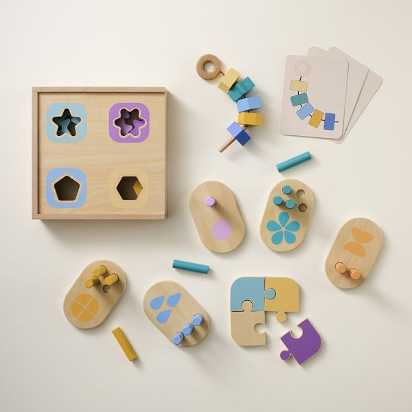 Imaginative play toys for babies aged 19 to 21 months from Petite Amélie