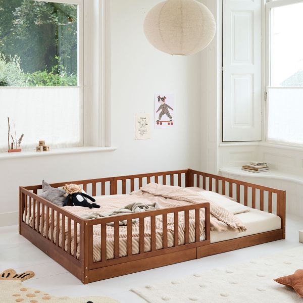 floor-bed-nid-walnut-140x200-cm-petite-amelie