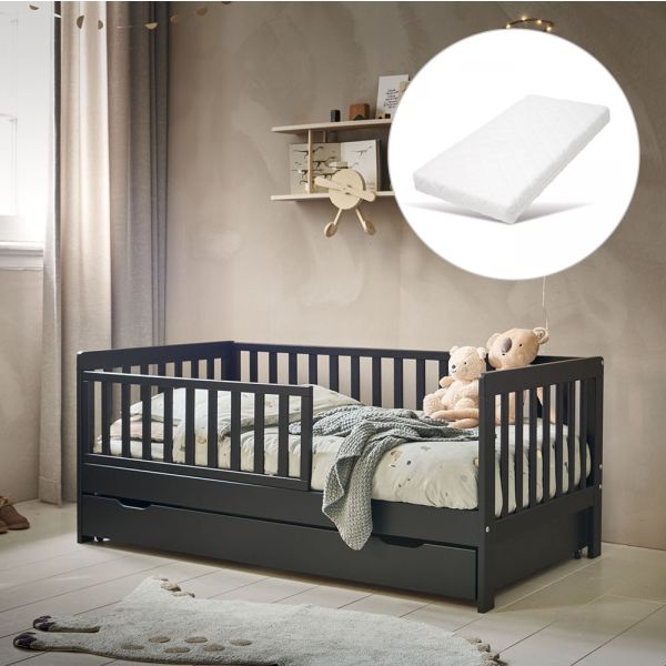 Toddler bed 70x140cm in black with mattress from Petite Amélie
