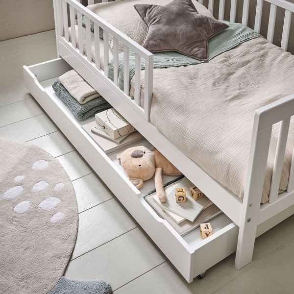 Toddler bed 140x70 white with storage drawer from Petite Amélie