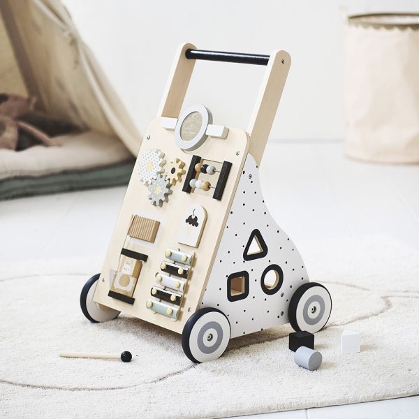 wooden baby walker from Petite Amélie