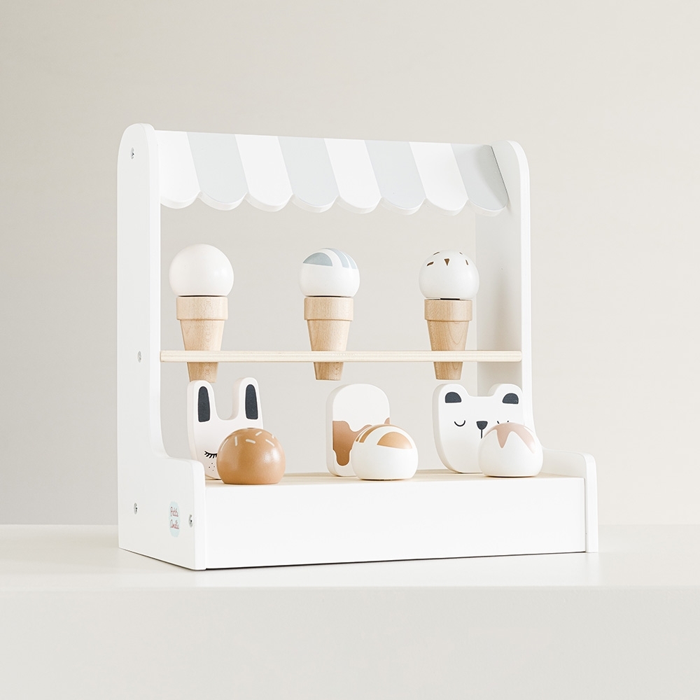 Ice cream stand | pastel colours