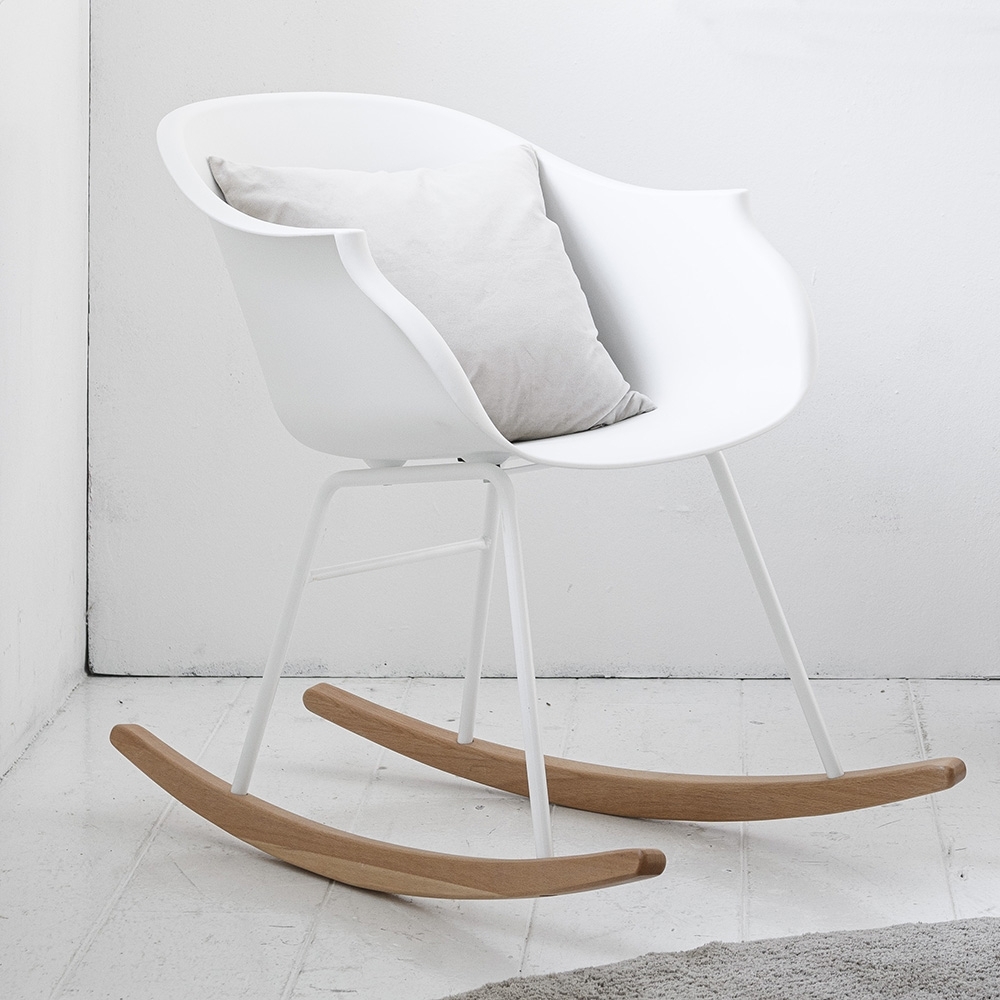Comfy RETRO Rocking Chair | White