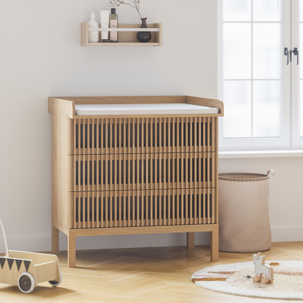 Chest of drawers and changing tables at Petite Amélie