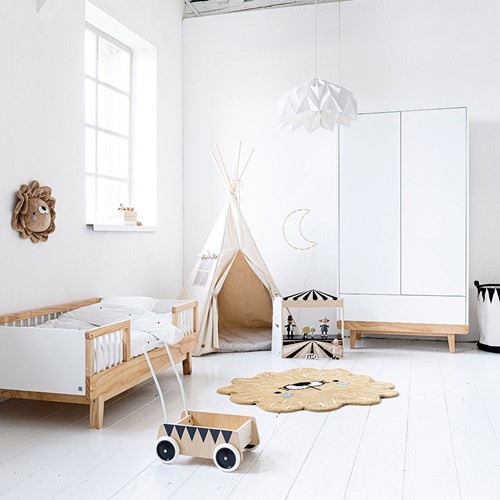 kids room inspiration with toys